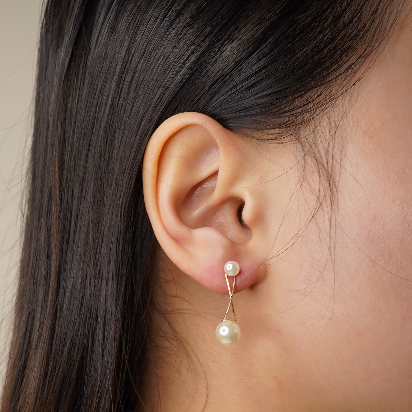 Ethereal Twist Pearl Earrings